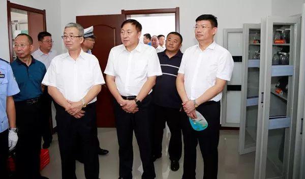 三五一群来不尽 品茗偿饼不知眠打一生肖请全面释义、解释与落实、构建解答解释落实